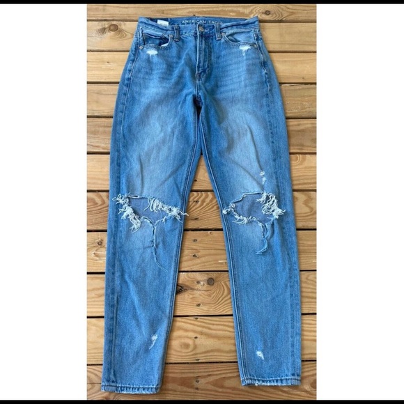 AE Mom Jeans - Picture 1 of 3